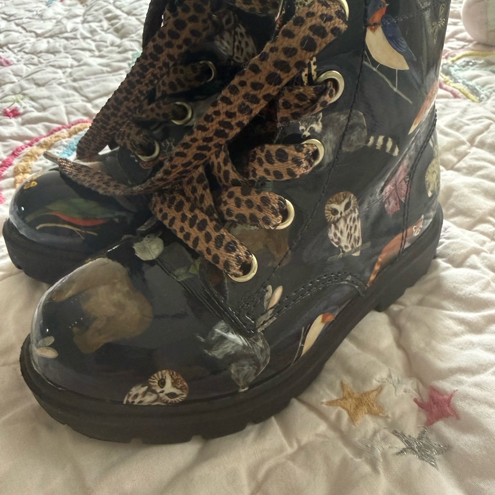 Girls Animal Print Lace-Up Boots size 8 by H&M